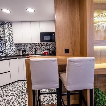 Apartment Fantastic Brand New In Location Just Few Steps From The Slope! Private Parking *